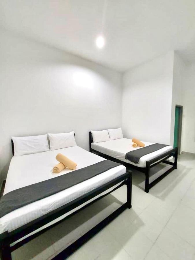 Belukar Lodges Private Homestay Pantai Cenang  Kültér fotó