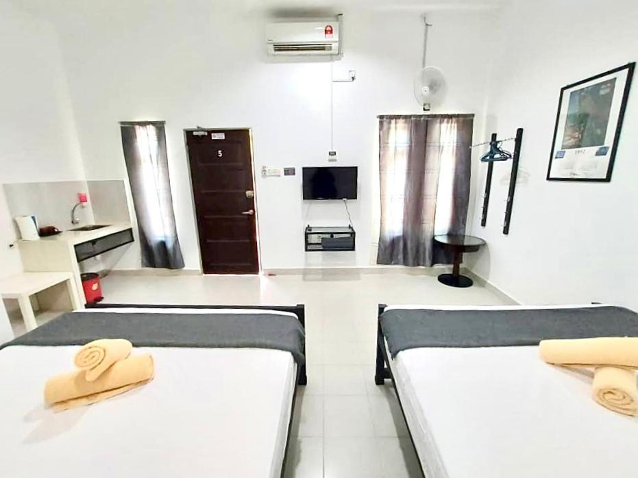 Belukar Lodges Private Homestay Pantai Cenang  Kültér fotó